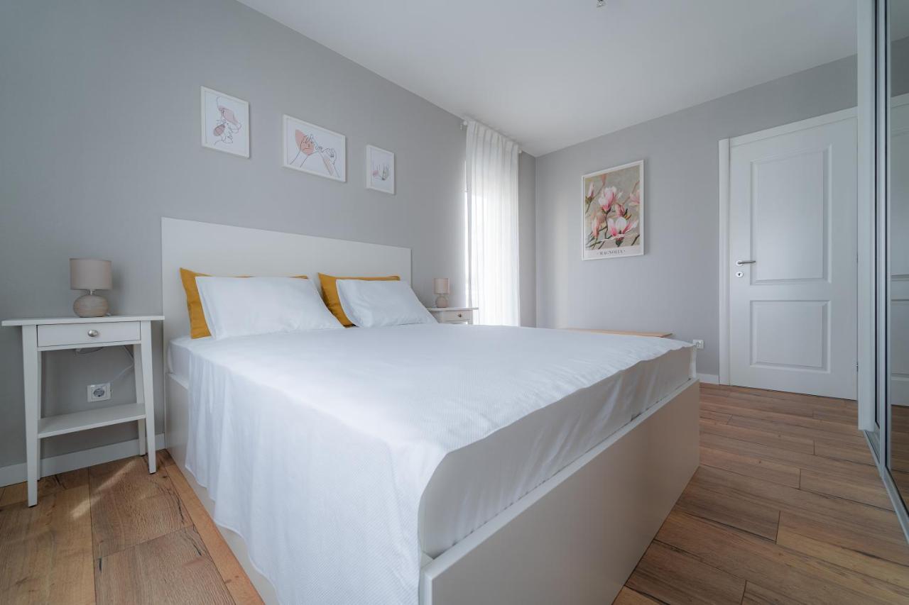 Luxury Apartment Laluna Kamen Kültér fotó